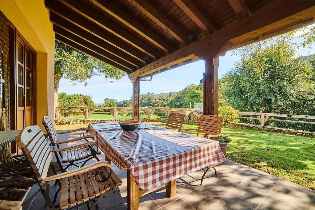 Casa Rural En Plena Naturaleza, Playa, Senderismo Villahormes エクステリア 写真