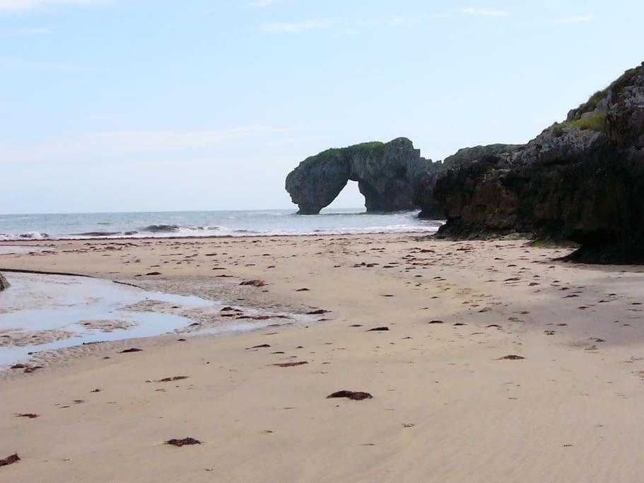 Casa Rural En Plena Naturaleza, Playa, Senderismo Villahormes エクステリア 写真