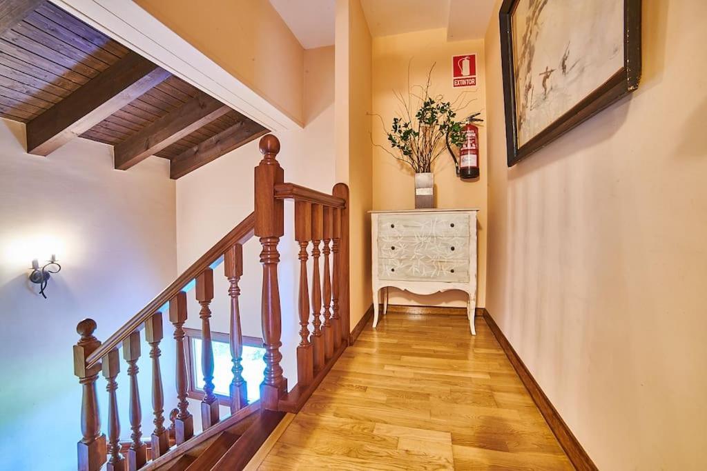 Casa Rural En Plena Naturaleza, Playa, Senderismo Villahormes エクステリア 写真