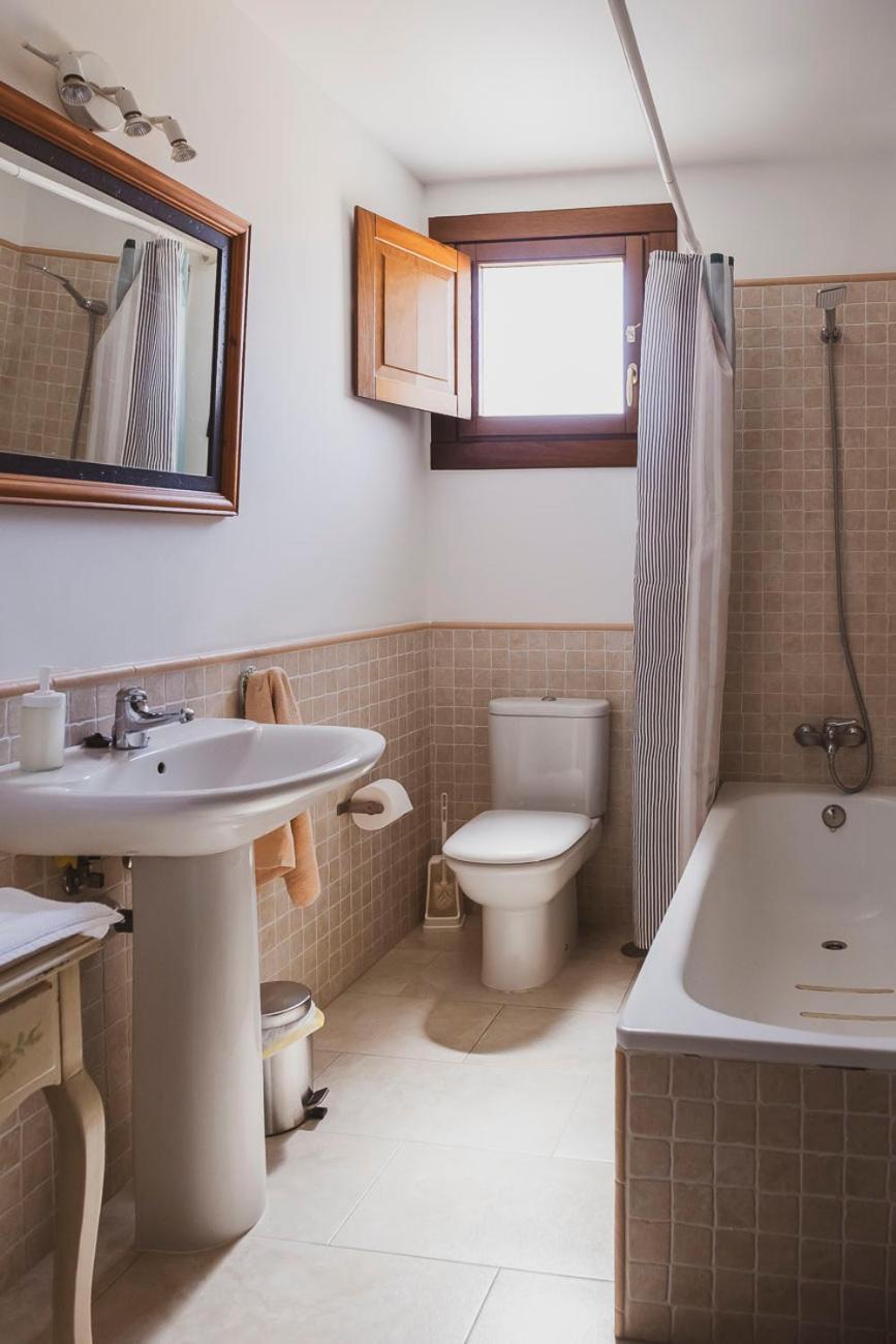Casa Rural En Plena Naturaleza, Playa, Senderismo Villahormes エクステリア 写真