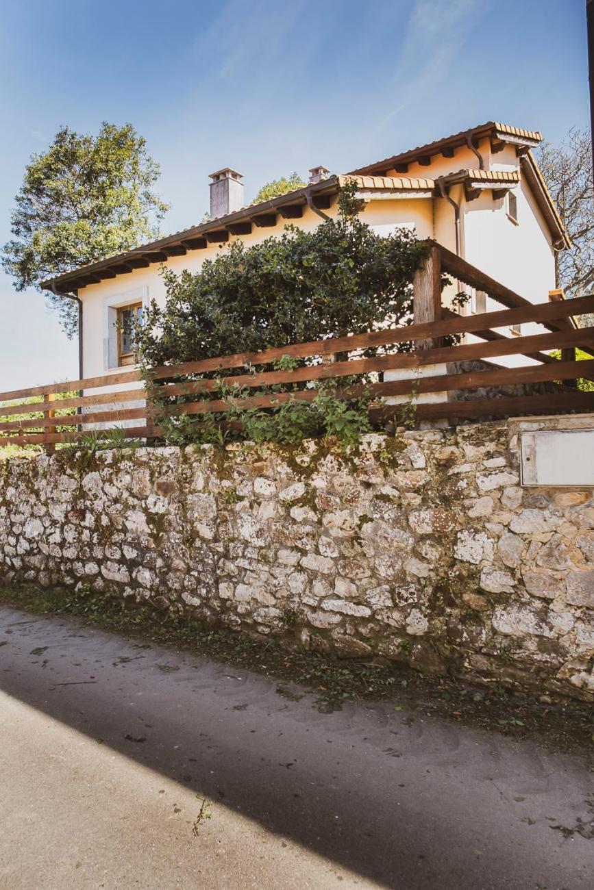 Casa Rural En Plena Naturaleza, Playa, Senderismo Villahormes エクステリア 写真