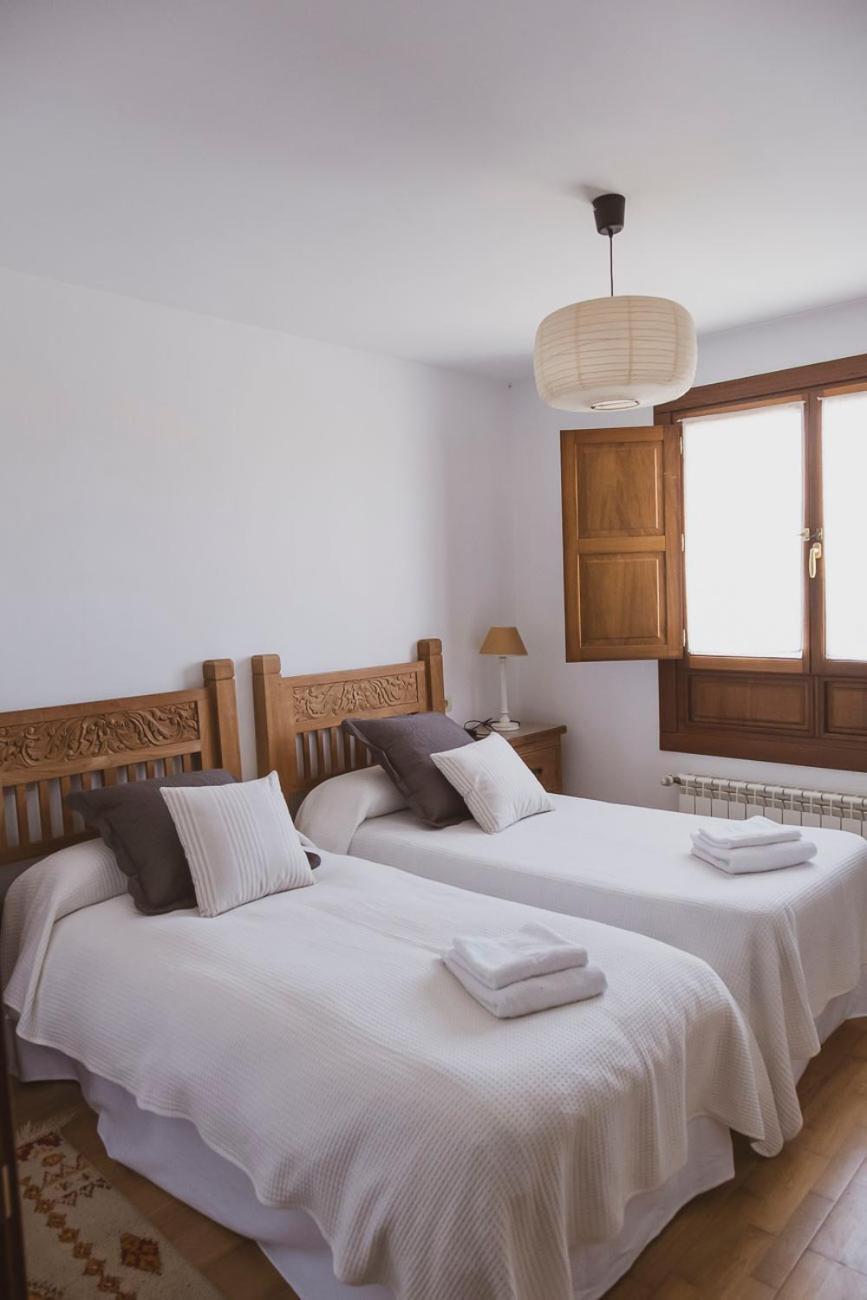 Casa Rural En Plena Naturaleza, Playa, Senderismo Villahormes エクステリア 写真